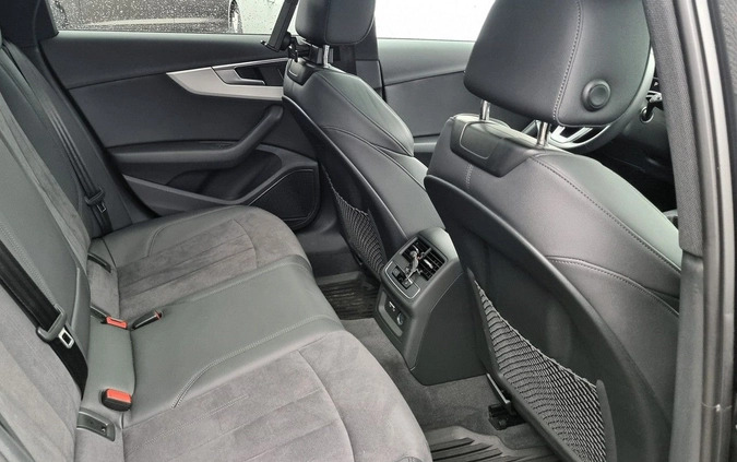 Audi A4 cena 216900 przebieg: 10000, rok produkcji 2023 z Jedlina-Zdrój małe 352